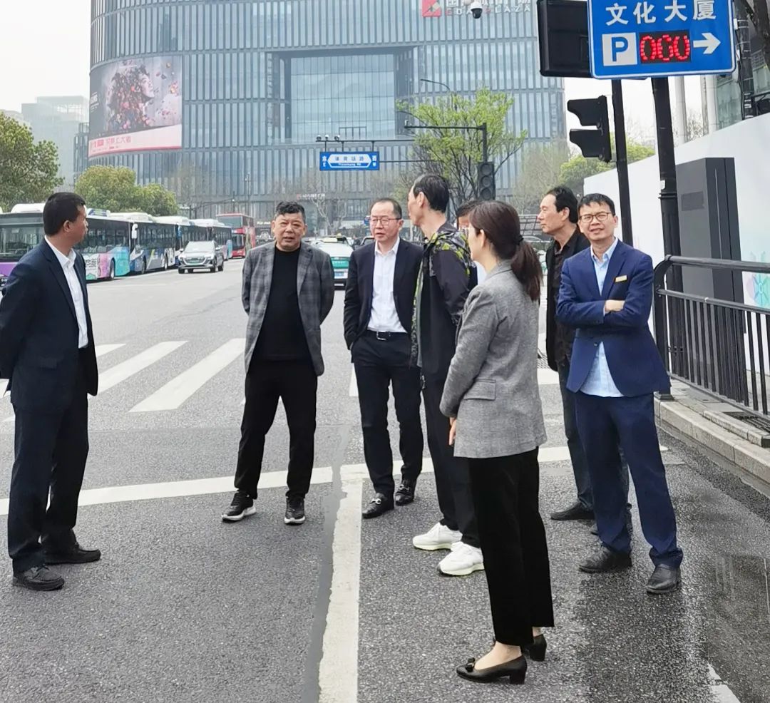 1711674401200183.jpg 640.jpg